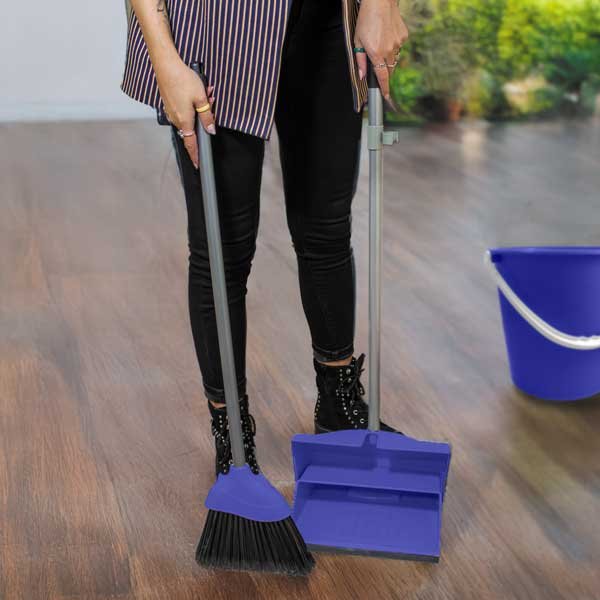 general lobby cleaning